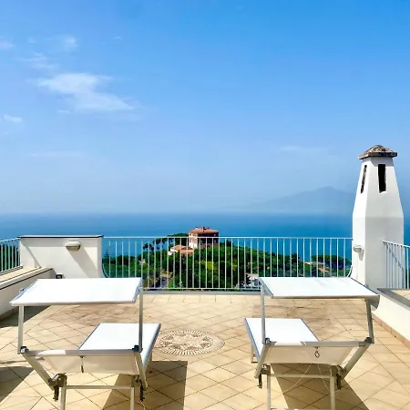 Villa Firefly
